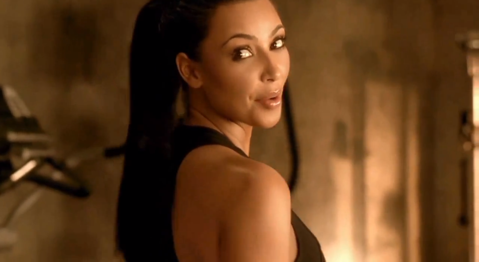 Tevereklam, skoföretag, Shape-ups, Stämning, Skechers, Företag, reklamfilm, Kim Kardashian, Reklam